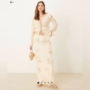 NWT | Pretty Lavish Chiffon Ruffled Skirt Set